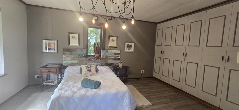 4 Bedroom Property for Sale in Outeniqua Strand Western Cape